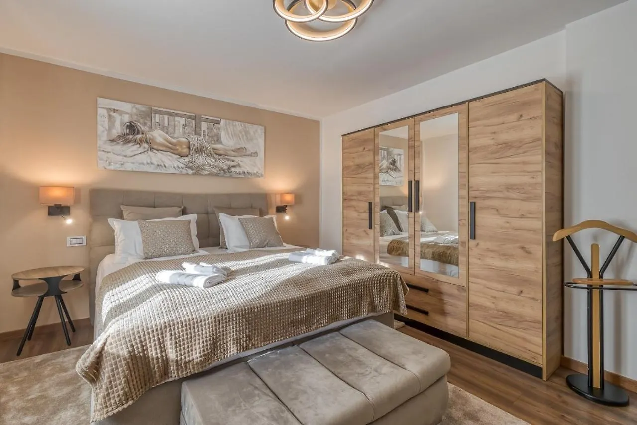 Apartment Nina Pazin Stari Pazin 0*,