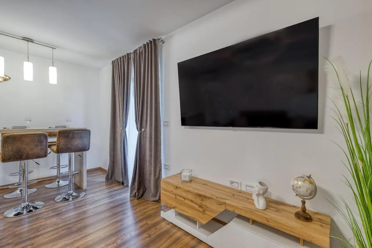 Apartment Nina Pazin Stari Pazin Croatia