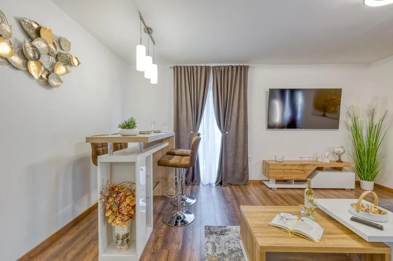 Apartment Nina Pazin Stari Pazin 0*,  Croatia