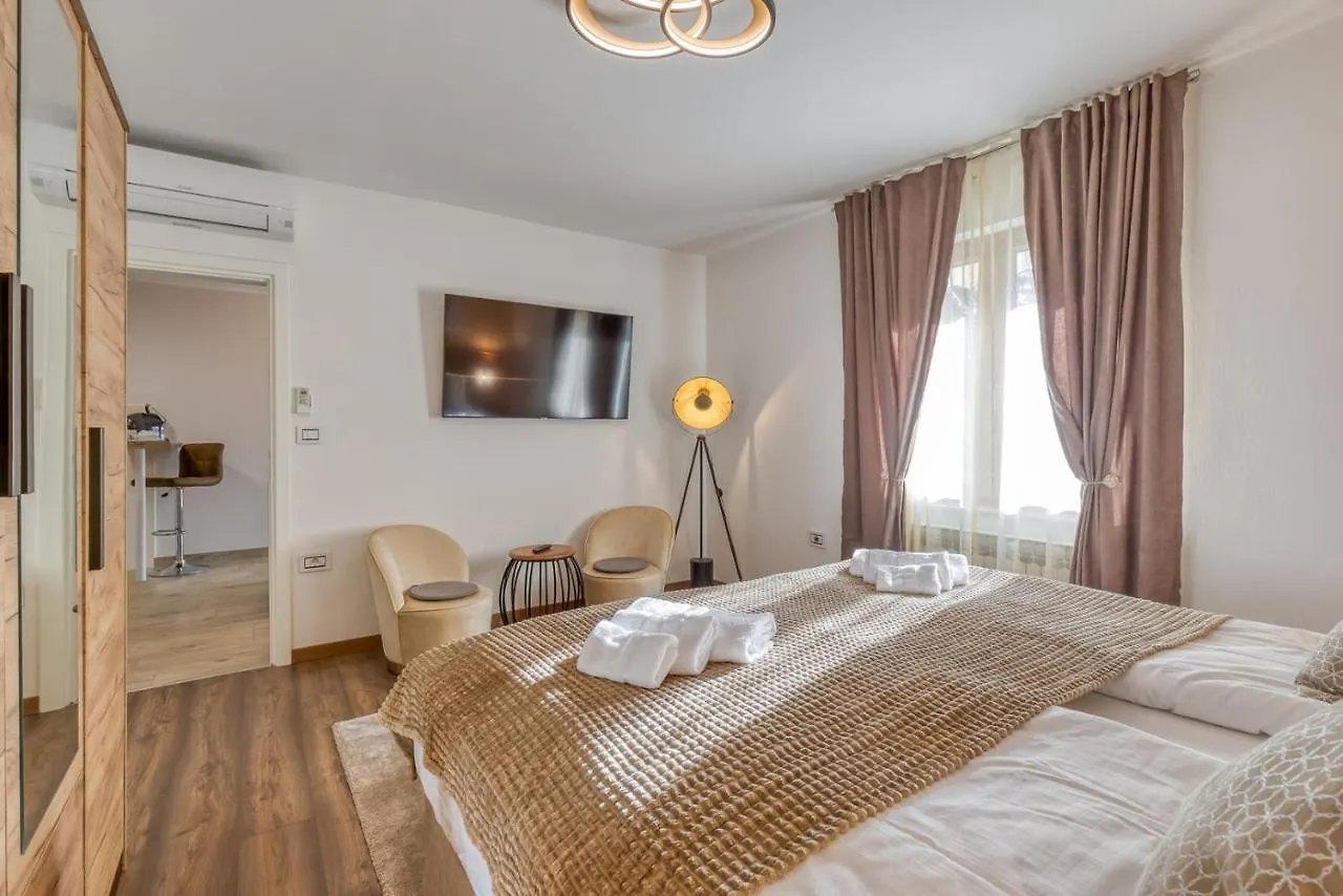 Apartment Nina Pazin Stari Pazin